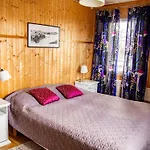 Jaktstuga Kätkävaara Wilderness *
